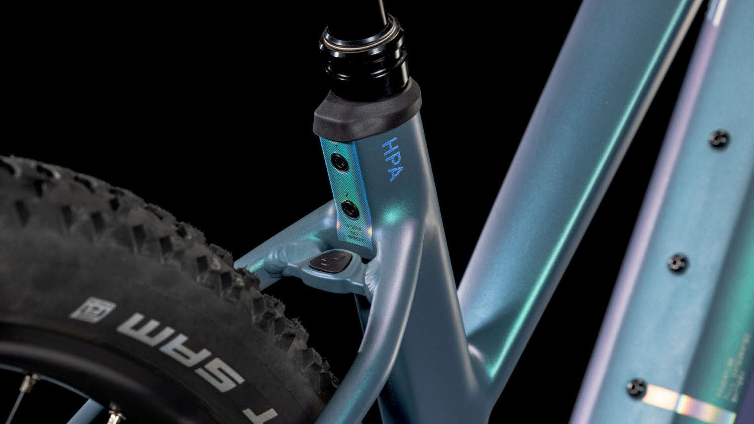 CUBE Reaction Hybrid Pro 800
