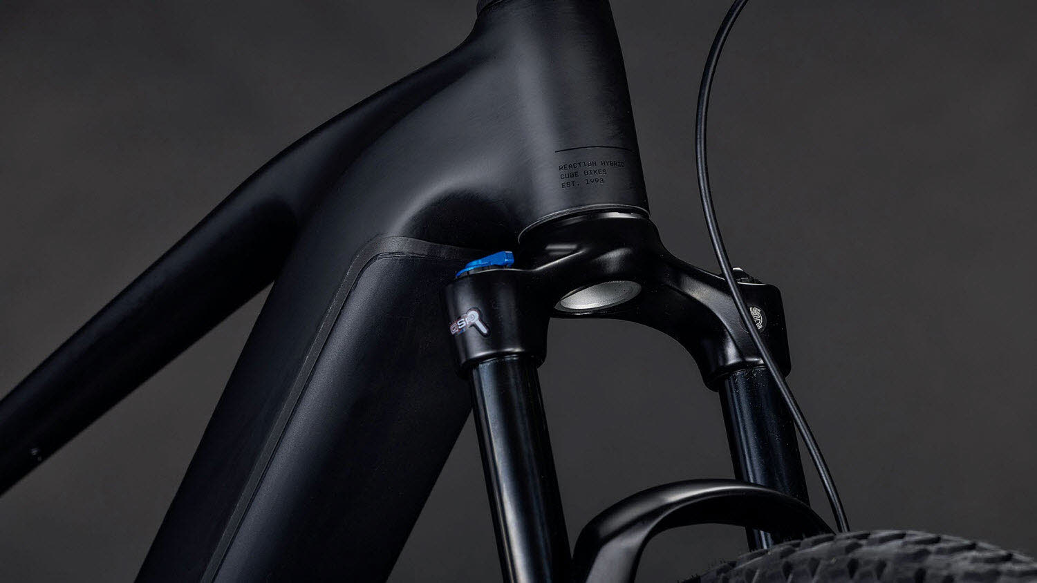 CUBE Reaction Hybrid Pro 800