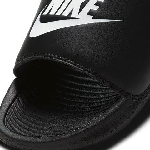 NIKE Victori One Slide W Damen