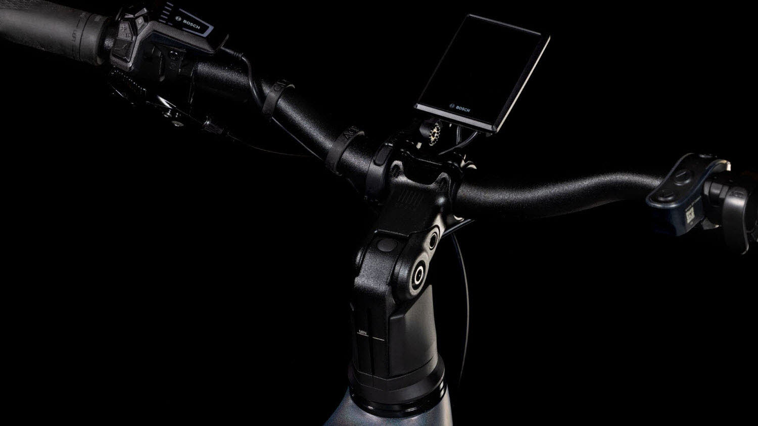 CUBE Kathmandu Hybrid Comfort SLX 800
