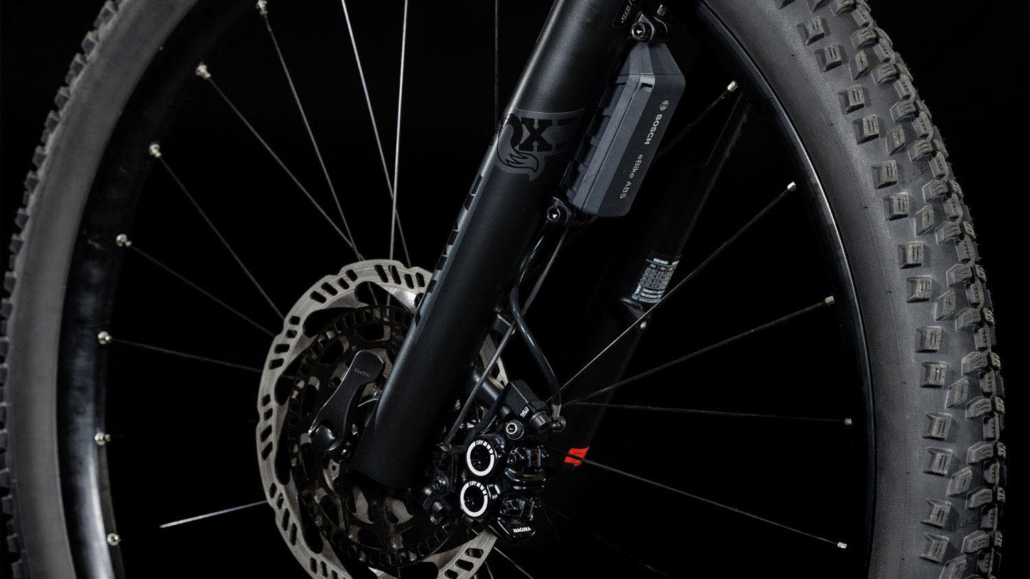 CUBE Reaction Hybrid ABS 750