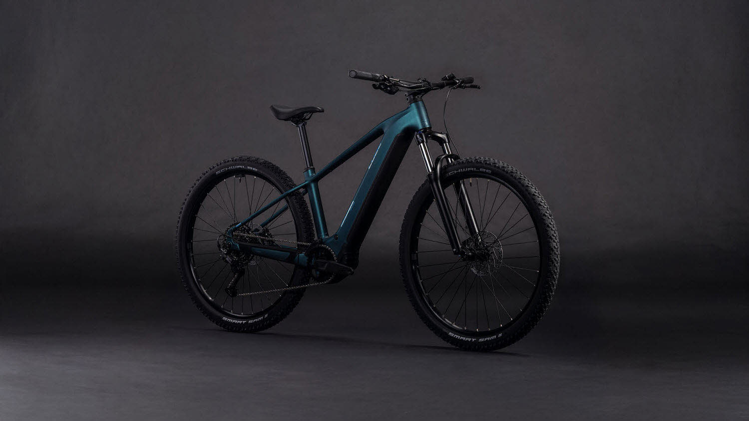 CUBE Reaction Hybrid ONE 800