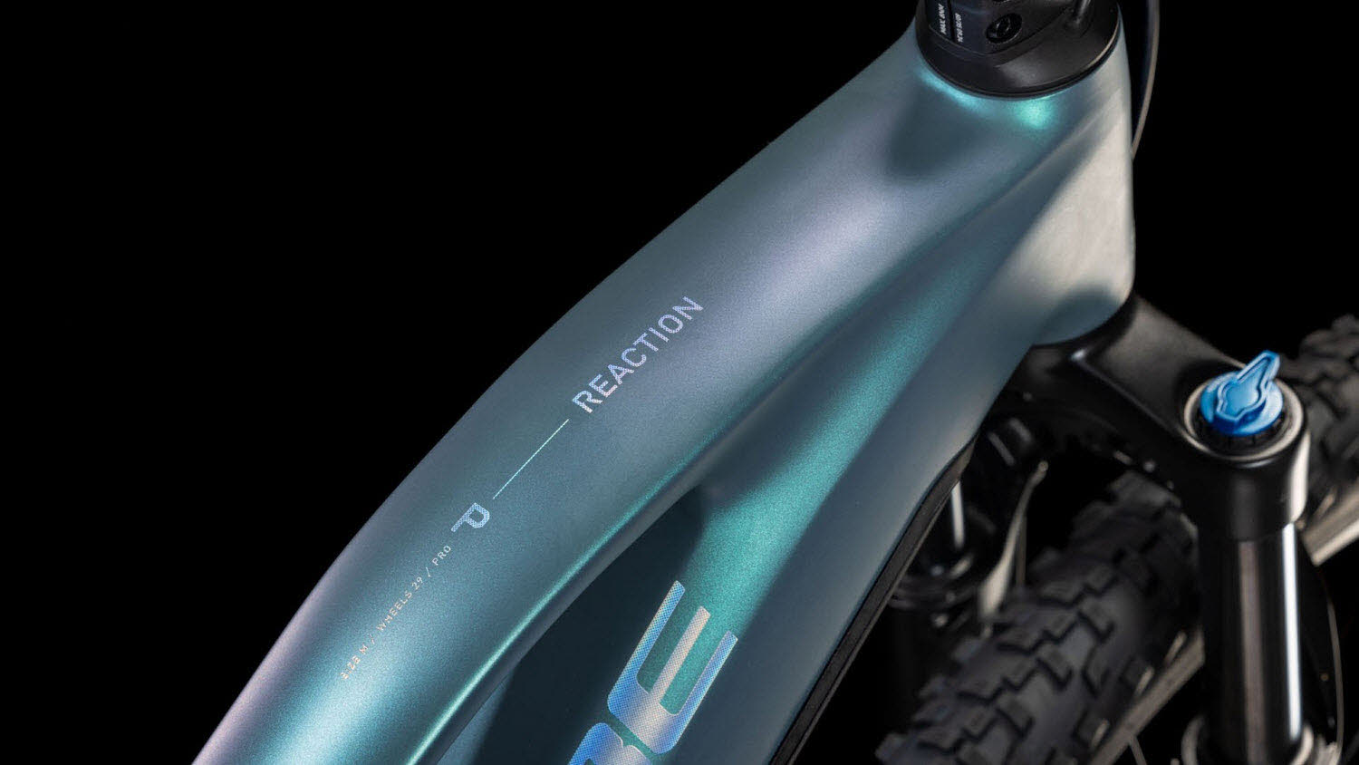 CUBE Reaction Hybrid Pro 800