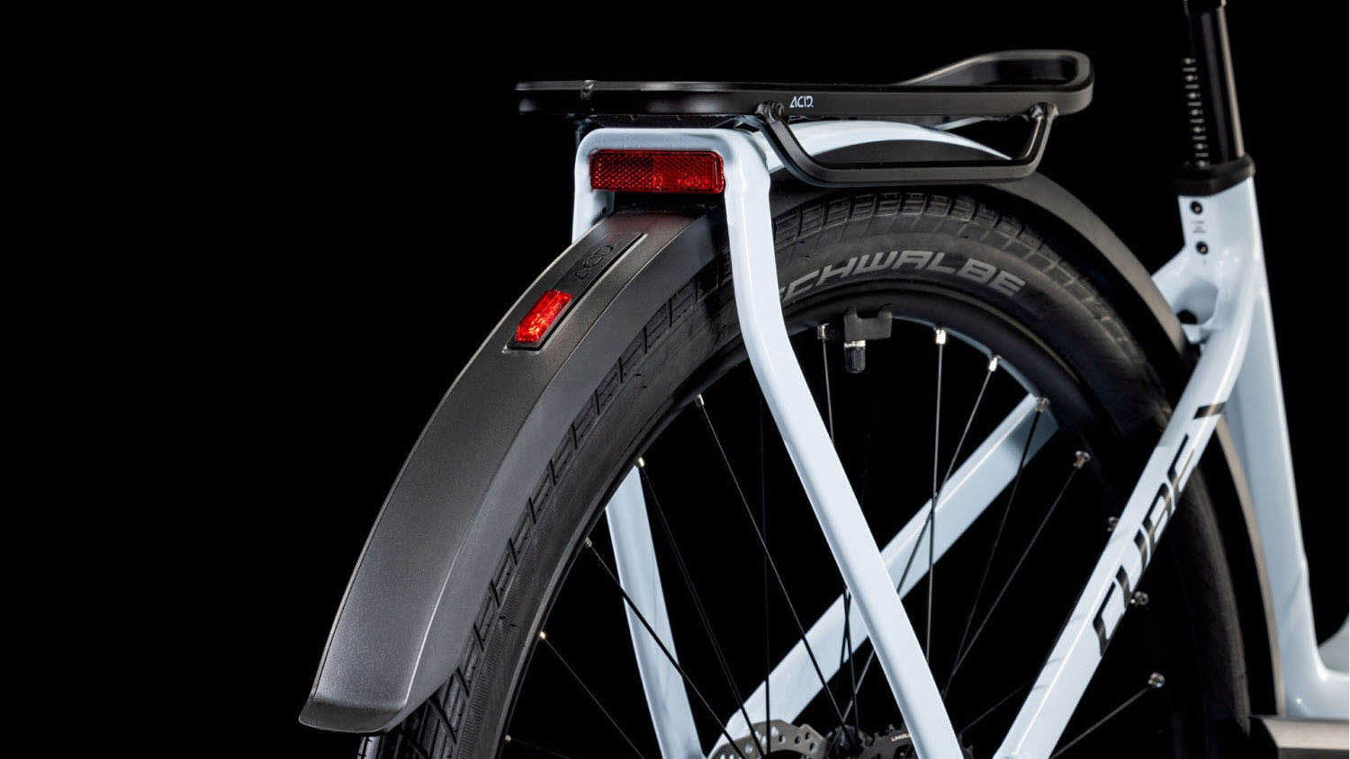 CUBE Kathmandu Hybrid ONE 600