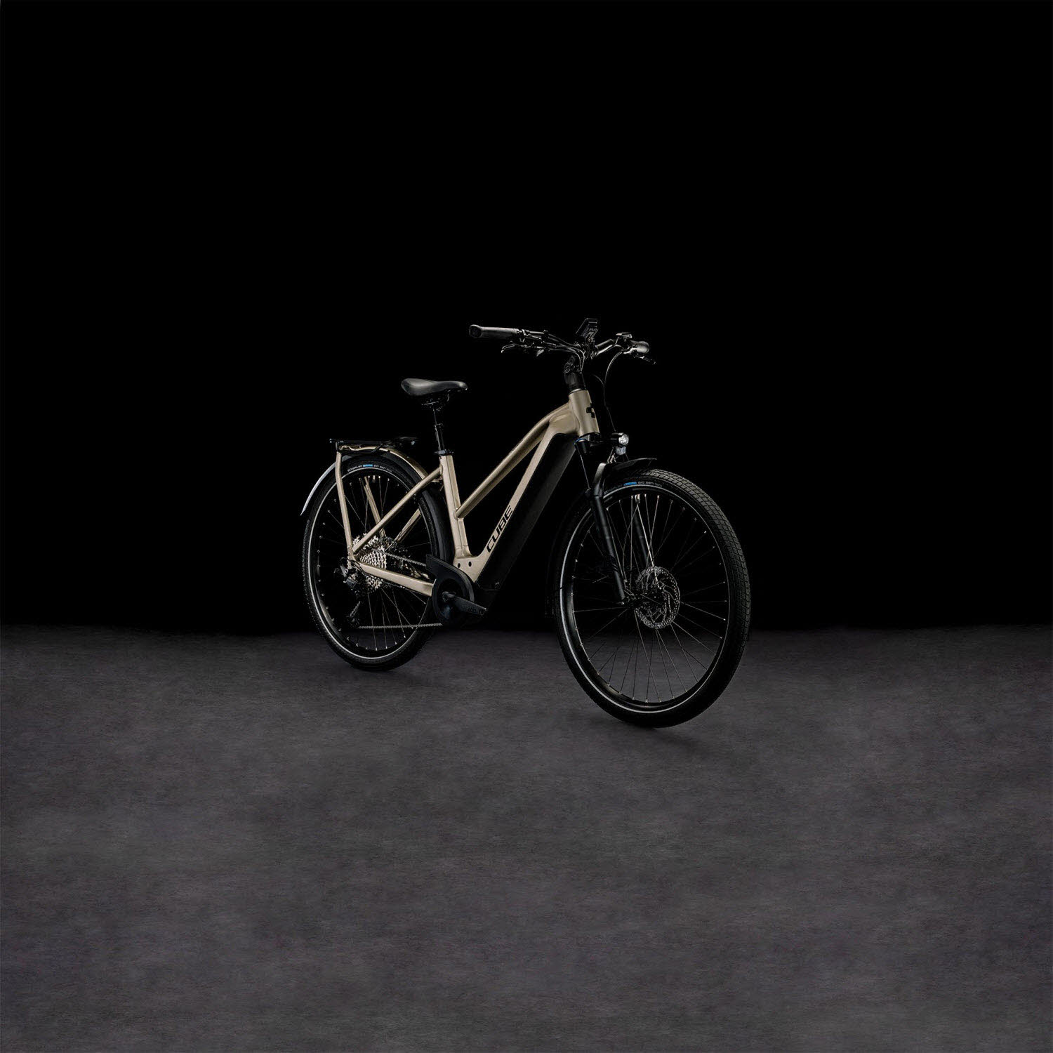 CUBE Kathmandu Hybrid Pro 750