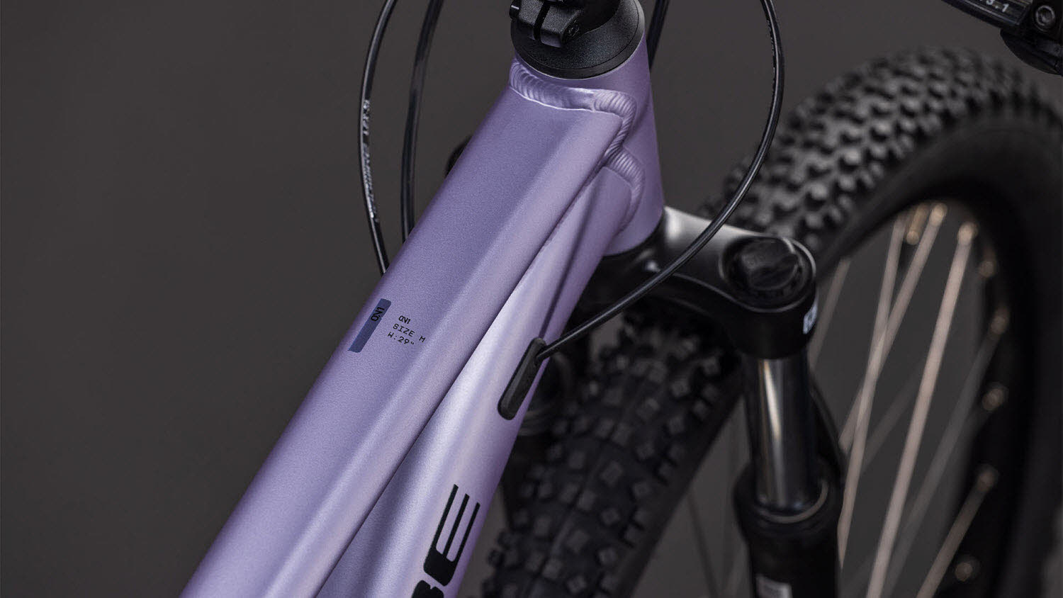 CUBE Aim ONE 15,1 kg lila F/S2026 Diamant