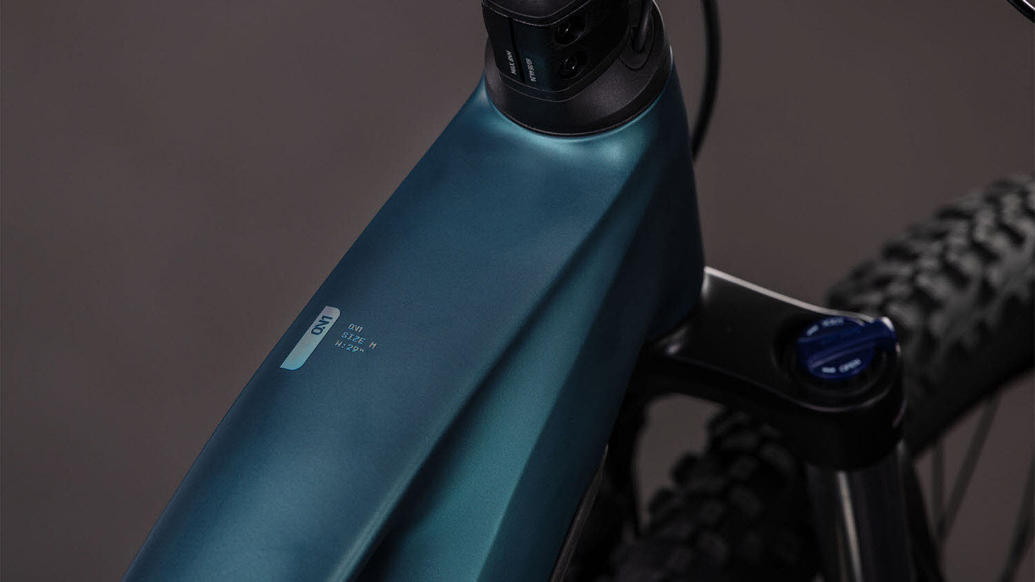 CUBE Reaction Hybrid ONE 800