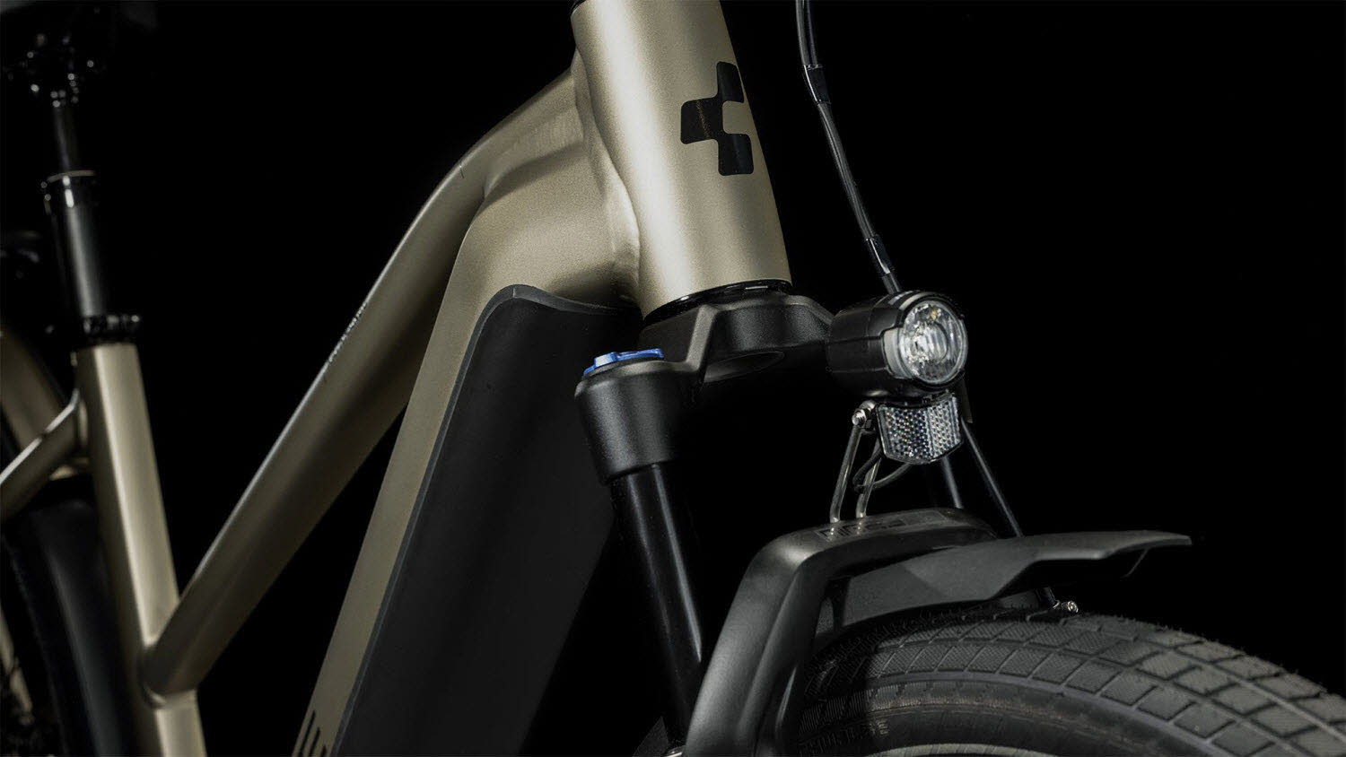 CUBE Kathmandu Hybrid Pro 750