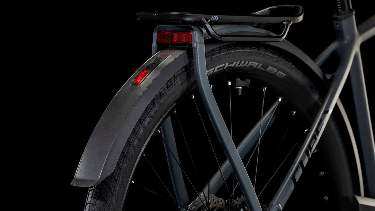CUBE Kathmandu Hybrid ONE 800